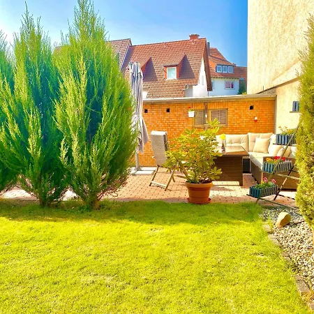 70 m2 Souterrain in Stadtnähe mit 2 Bädern und EV Lademöglichkeit Niestetal Exterior foto