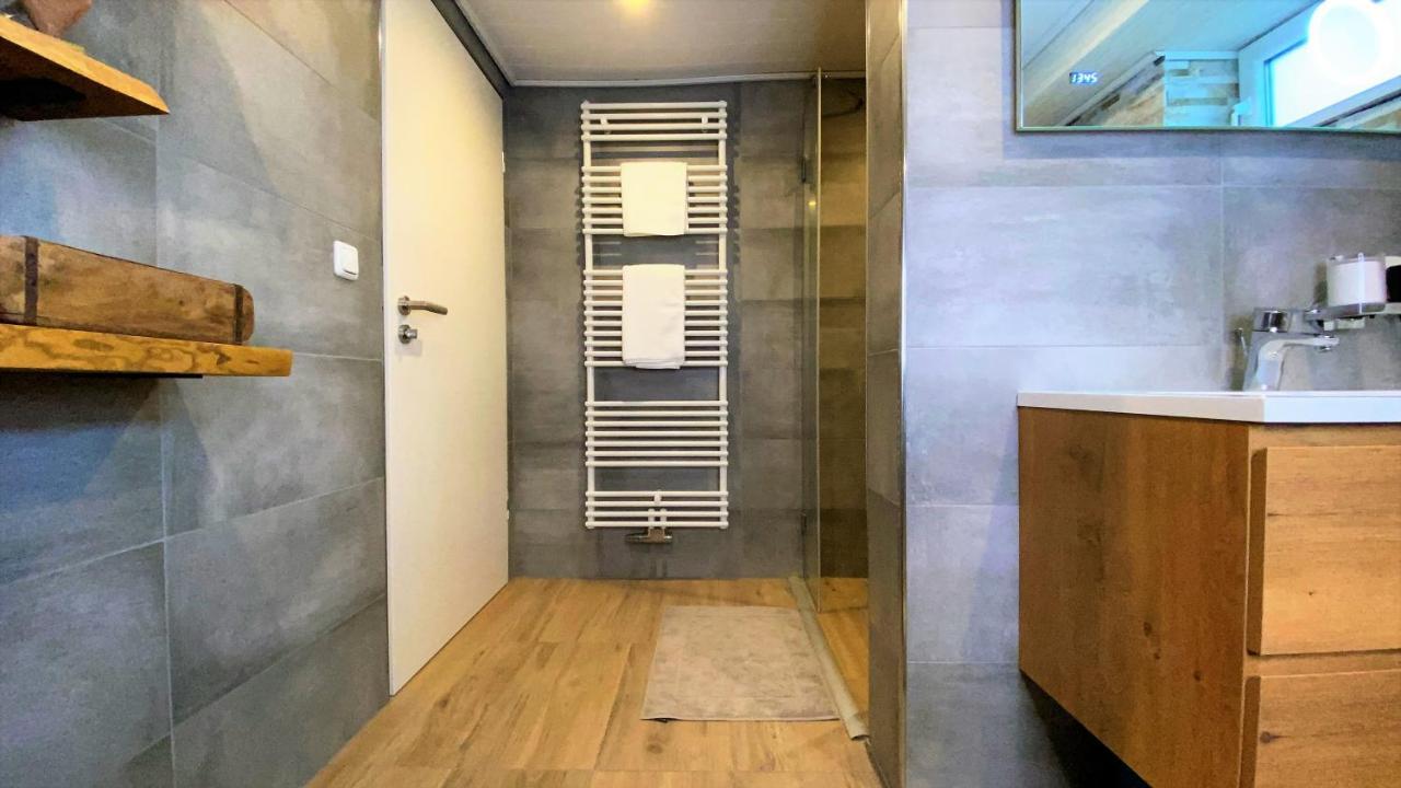 70 M2 Souterrain In Stadtnähe Mit 2 Bädern Und Ev Lademöglichkeit Apartment