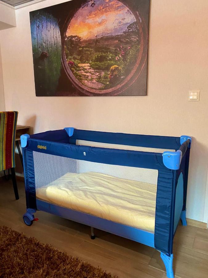 Apartment 70 M2 Souterrain In Stadtnähe Mit 2 Bädern Und Ev Lademöglichkeit *